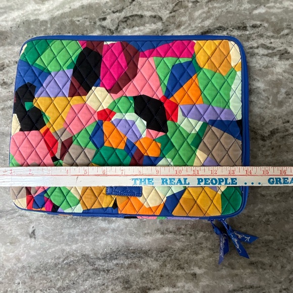 Vera Bradley laptop/tablet padded quilted sleeve - Picture 8 of 9